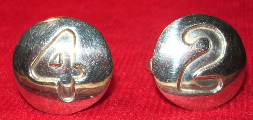 42 cufflinks